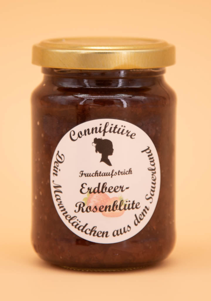 Erdbeer-Rosenblüte